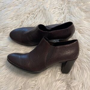 ECCO Women’s Shoes size 49 (US 9) color brown see all photos